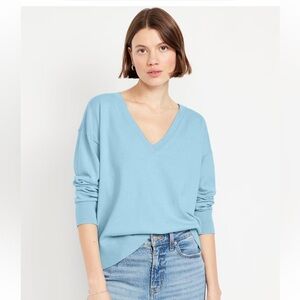 Old Navy NWT So Soft Lite Loose  v neck sweater in original packaging